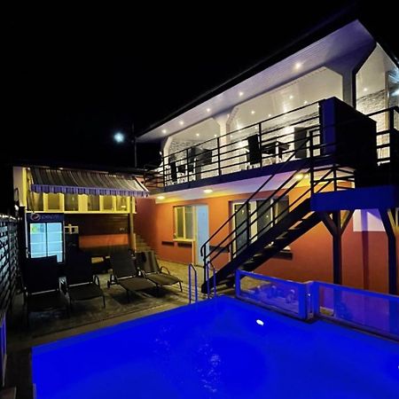 Hotel Casa Clau à Orşova Extérieur photo