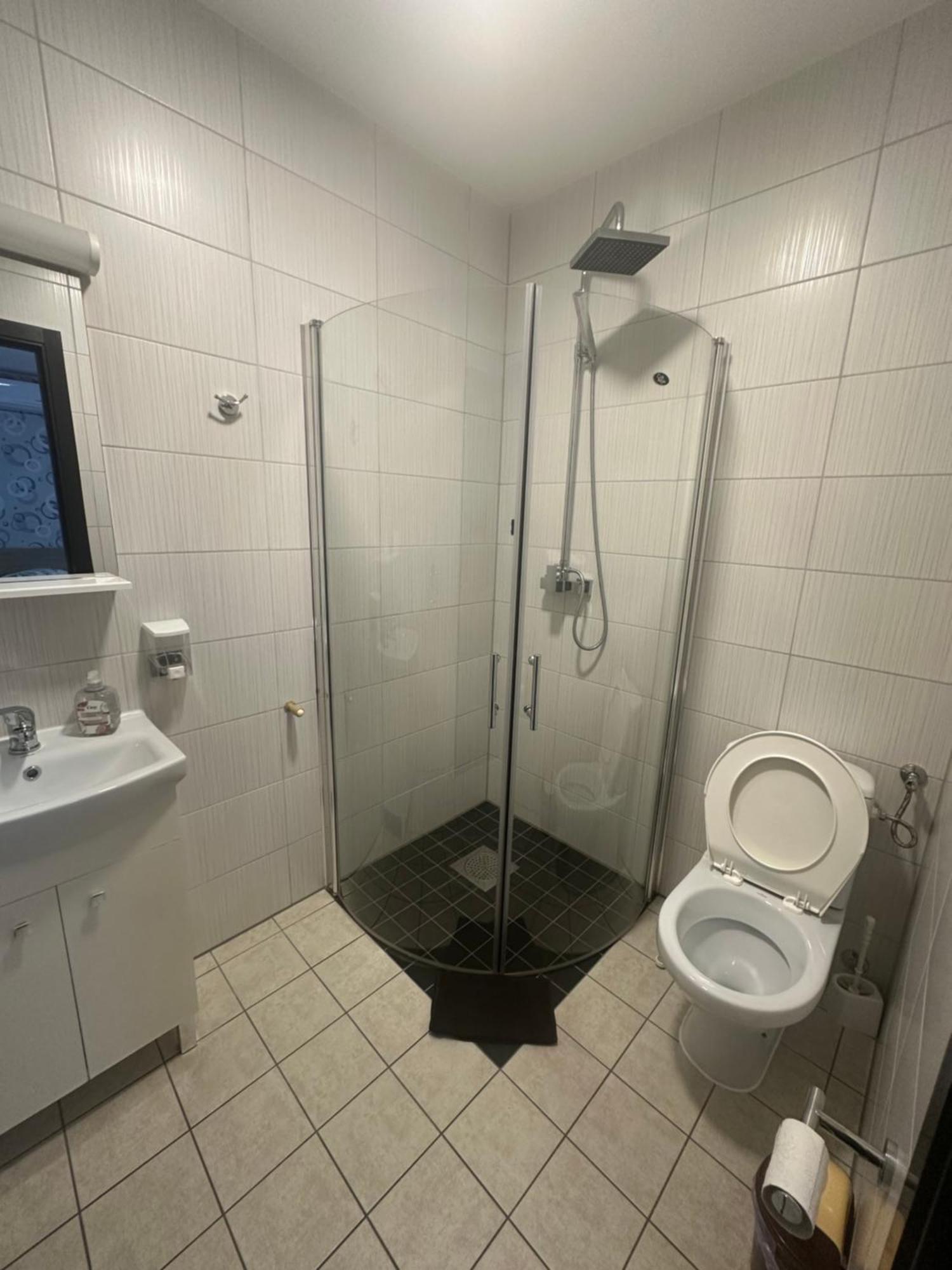 Hotel Casa Clau à Orşova Extérieur photo